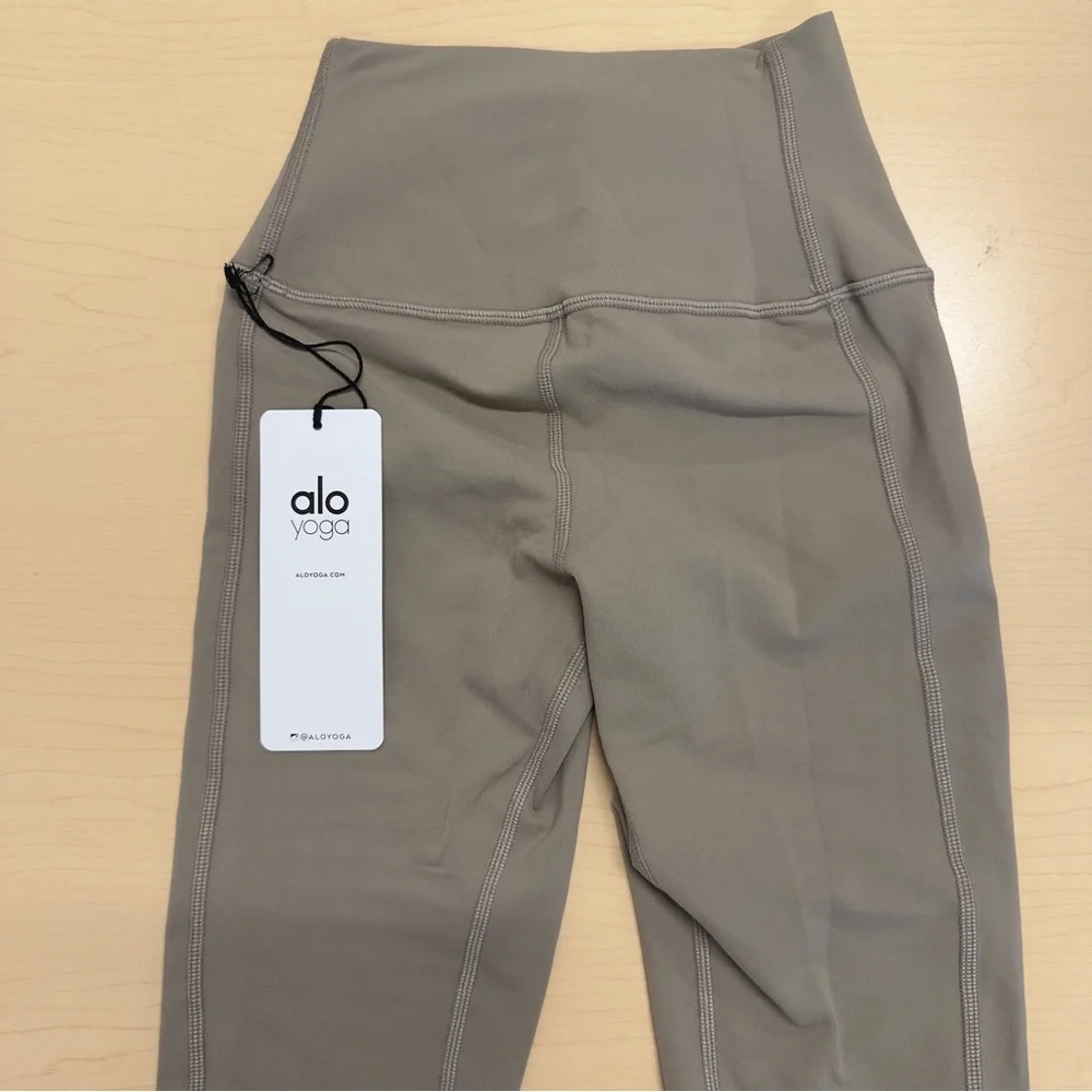 Alo Yoga High-Waist Moto Legging Gravel Glossy XXS NWT